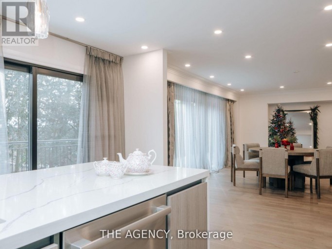 7 SHADY OAKS CRESCENT, Toronto (Bridle Path-Sunnybrook-York Mills), Ontario, M3C2L4