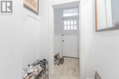 284 LISGAR STREET Toronto (Little Portugal) Ontario photo 3