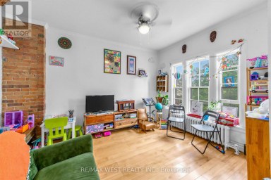 284 LISGAR STREET Toronto (Little Portugal) Ontario photo 6