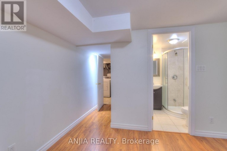 14 CHERRYSTONE DRIVE, Toronto (Hillcrest Village), Ontario, M2H1R9