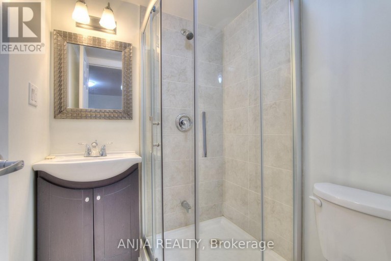14 CHERRYSTONE DRIVE, Toronto (Hillcrest Village), Ontario, M2H1R9