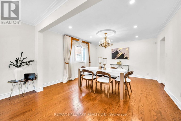 17 TWIN CIRCLE COURT, Toronto (Westminster-Branson), Ontario, M2R3L3