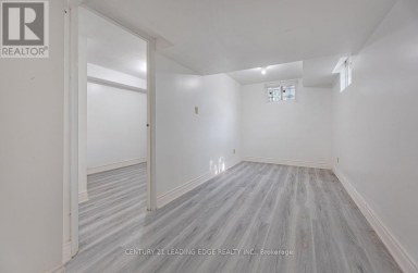 1 - 3 REIDMOUNT AVENUE Toronto (Agincourt South-Malvern West) Ontario photo 20