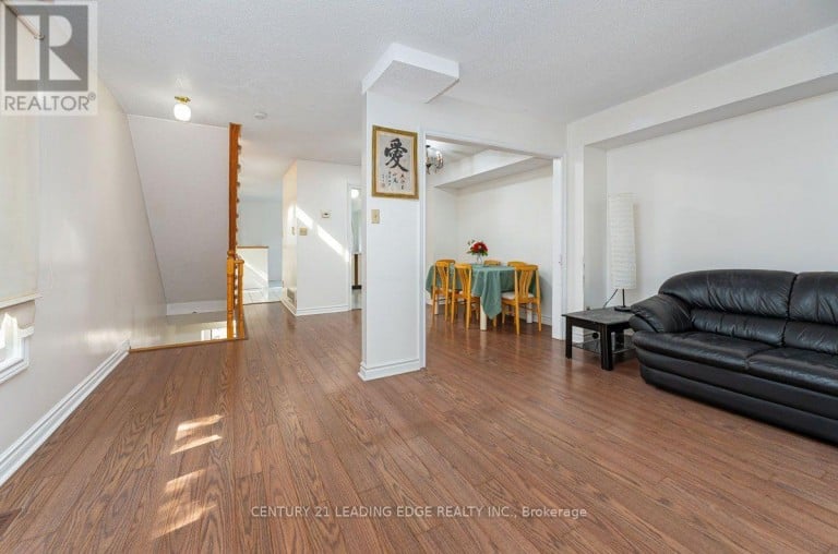 1 - 3 REIDMOUNT AVENUE, Toronto (Agincourt South-Malvern West), Ontario, M1S1B3