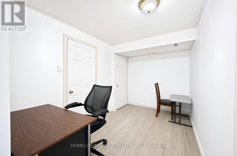 54 SUNDERLAND CRESCENT, Toronto (Woburn), Ontario, M1H2V3
