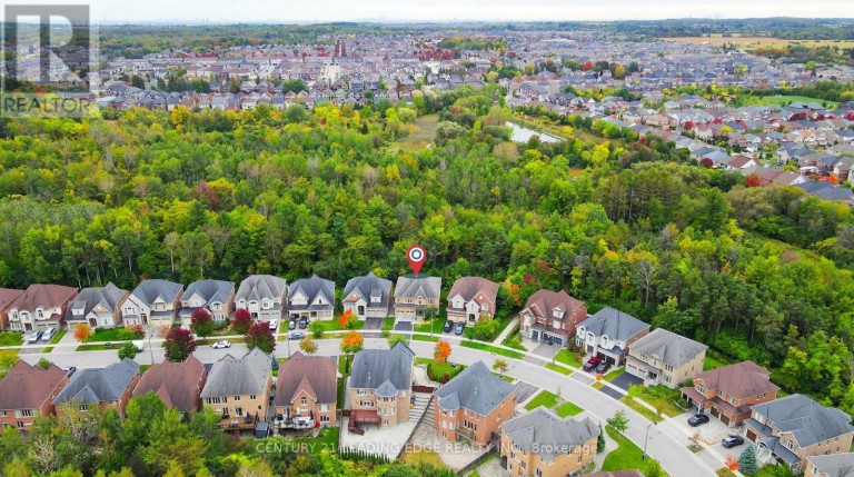 18 PHEASANT DRIVE, Richmond Hill (Oak Ridges), Ontario, L4E0T5