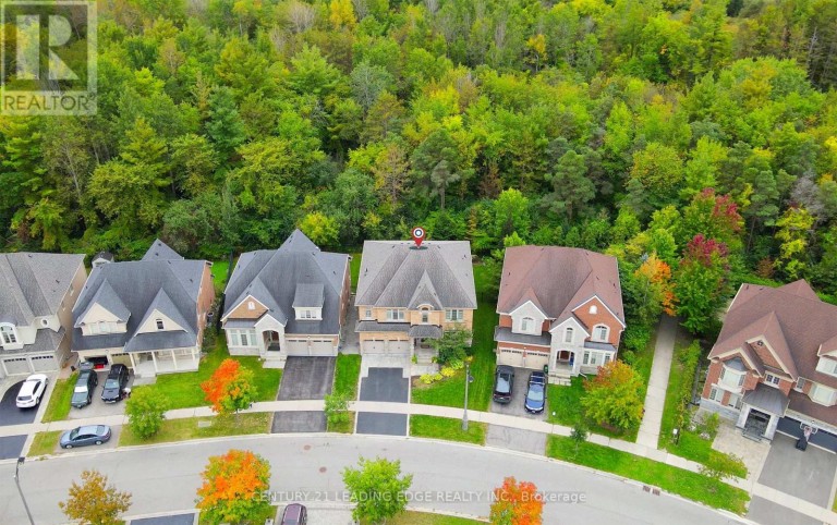 18 PHEASANT DRIVE, Richmond Hill (Oak Ridges), Ontario, L4E0T5