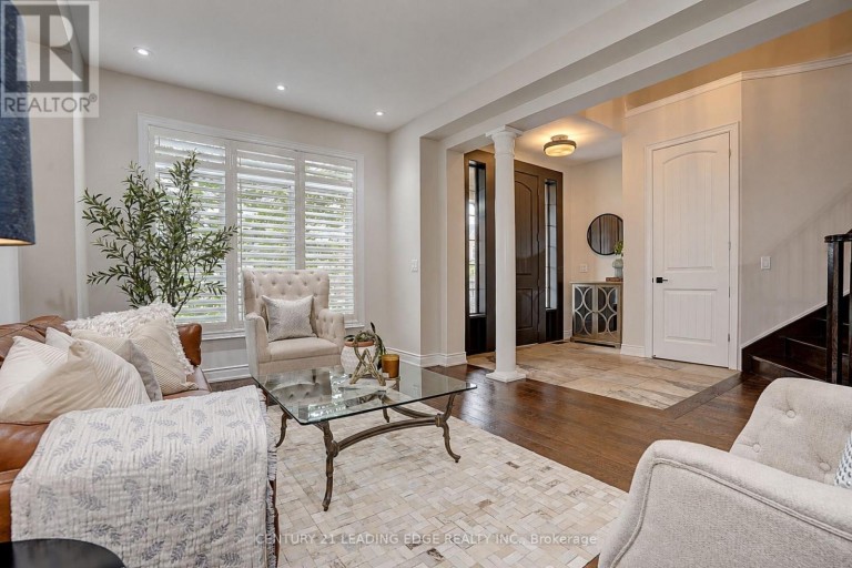 18 PHEASANT DRIVE, Richmond Hill (Oak Ridges), Ontario, L4E0T5