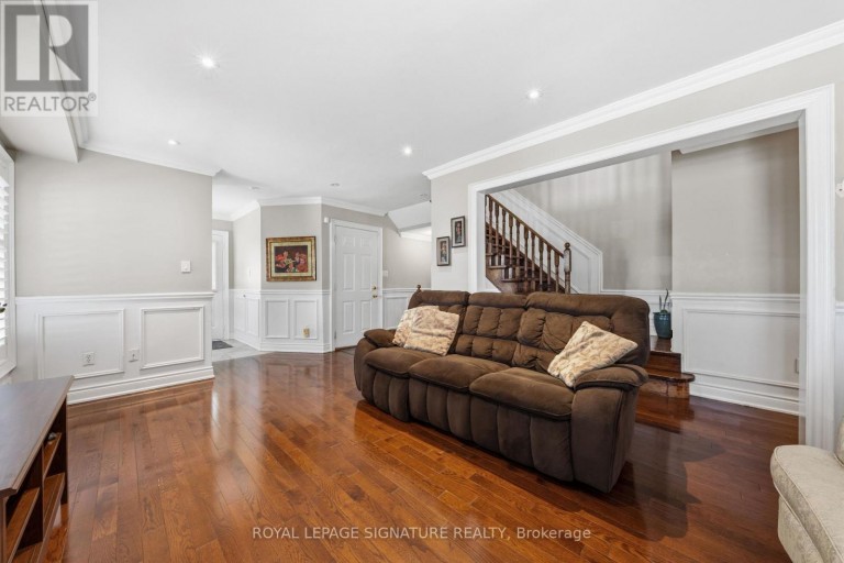 1 HOLLOWAY ROAD, Markham (Cedarwood), Ontario, L3S4P4