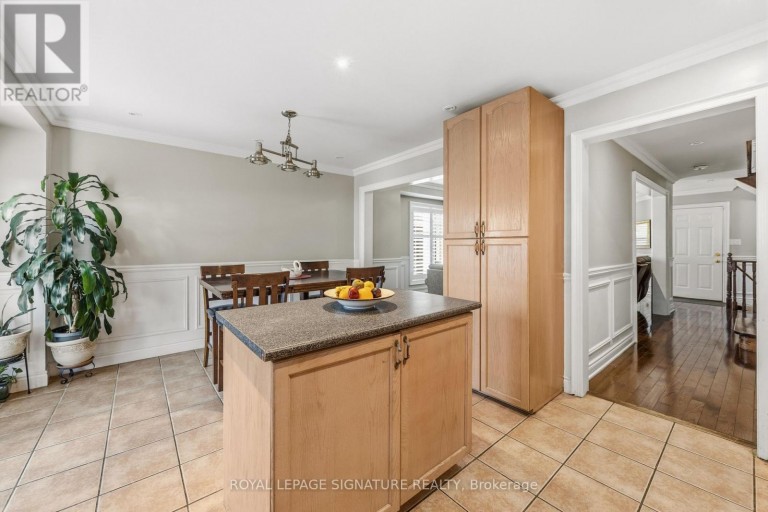 1 HOLLOWAY ROAD, Markham (Cedarwood), Ontario, L3S4P4