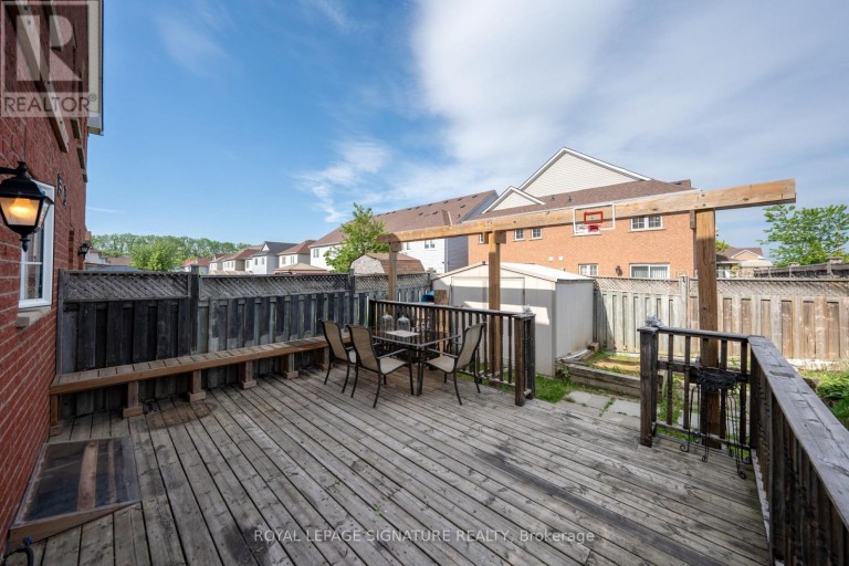 1 HOLLOWAY ROAD, Markham (Cedarwood), Ontario, L3S4P4