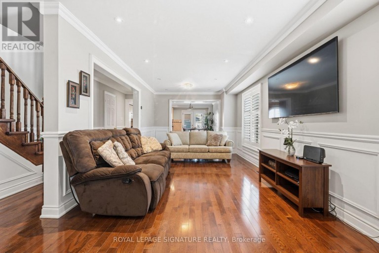 1 HOLLOWAY ROAD, Markham (Cedarwood), Ontario, L3S4P4