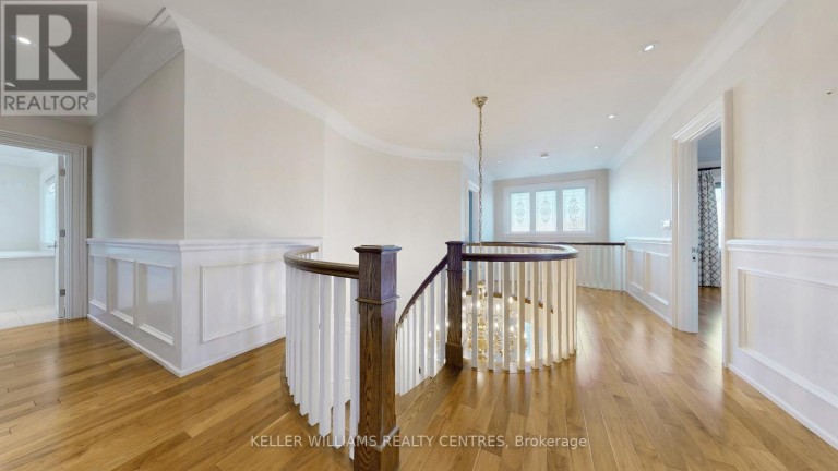 33 MAPLE GROVE AVENUE, Richmond Hill (Oak Ridges), Ontario, L4E2V1