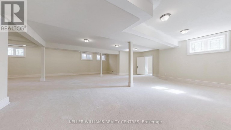 33 MAPLE GROVE AVENUE, Richmond Hill (Oak Ridges), Ontario, L4E2V1