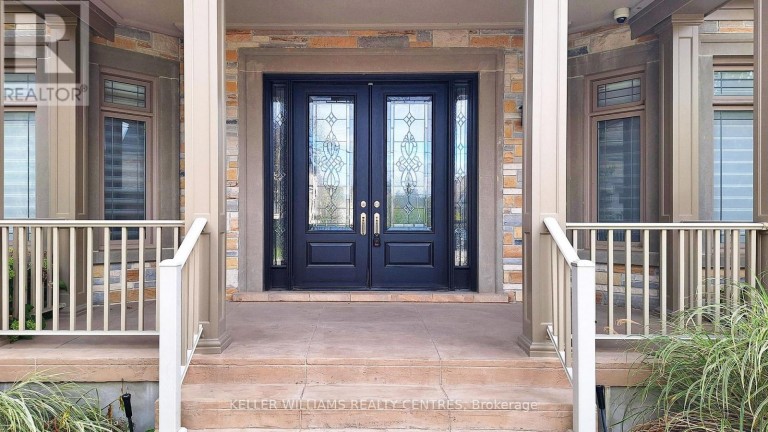 33 MAPLE GROVE AVENUE, Richmond Hill (Oak Ridges), Ontario, L4E2V1