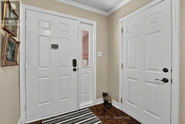214 LANCASTER AVENUE Newmarket (Bristol-London) Ontario photo 5