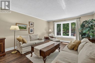 214 LANCASTER AVENUE Newmarket (Bristol-London) Ontario photo 8