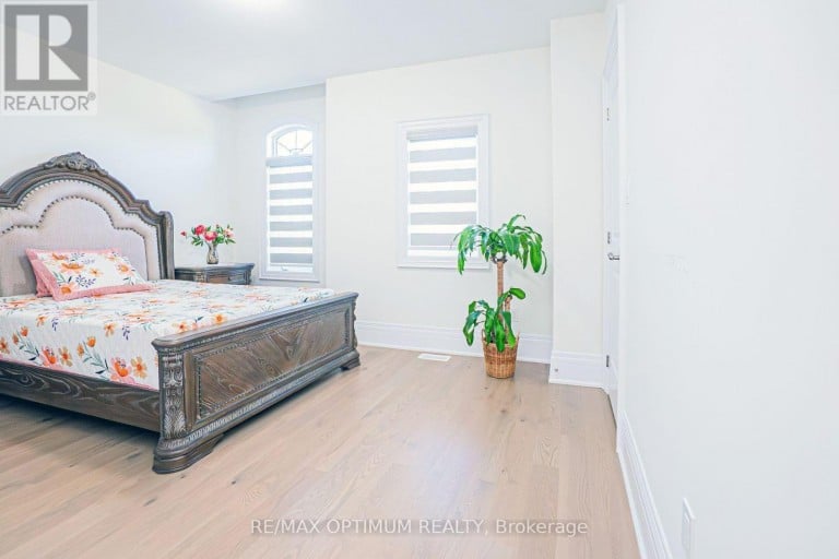 53 KINBURN CRESCENT, Vaughan (Vellore Village), Ontario, L3L0E9