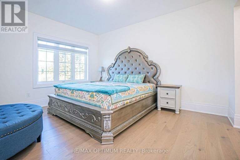 53 KINBURN CRESCENT, Vaughan (Vellore Village), Ontario, L3L0E9
