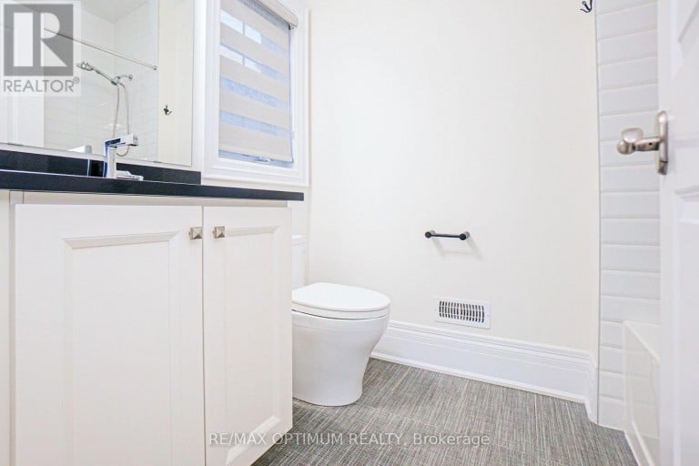 53 KINBURN CRESCENT, Vaughan (Vellore Village), Ontario, L3L0E9