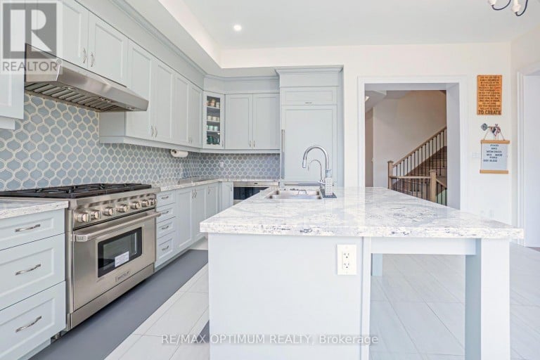 53 KINBURN CRESCENT, Vaughan (Vellore Village), Ontario, L3L0E9