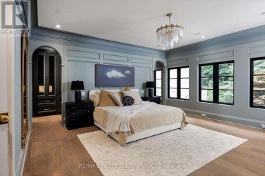 30 DACRE CRESCENT Toronto (High Park-Swansea) Ontario photo 35