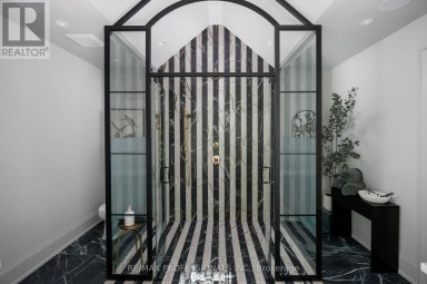 30 DACRE CRESCENT Toronto (High Park-Swansea) Ontario photo 40