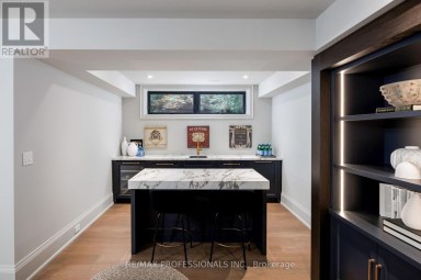 30 DACRE CRESCENT Toronto (High Park-Swansea) Ontario photo 48