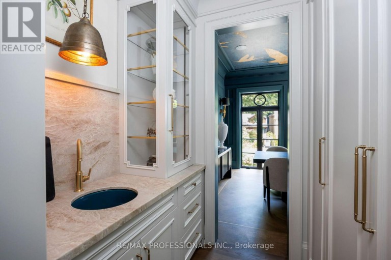 30 DACRE CRESCENT, Toronto (High Park-Swansea), Ontario, M6S2W1
