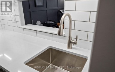 209 - 2470 EGLINTON AVENUE W Toronto (Beechborough-Greenbrook) Ontario photo 15
