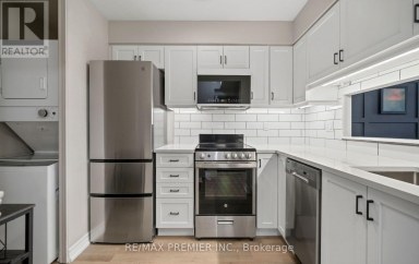 209 - 2470 EGLINTON AVENUE W Toronto (Beechborough-Greenbrook) Ontario photo 16