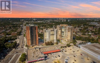 209 - 2470 EGLINTON AVENUE W Toronto (Beechborough-Greenbrook) Ontario photo 2