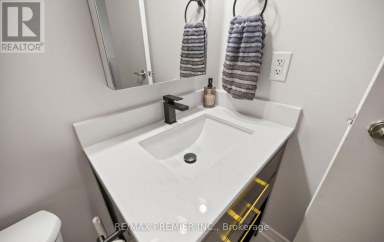 209 - 2470 EGLINTON AVENUE W Toronto (Beechborough-Greenbrook) Ontario photo 23