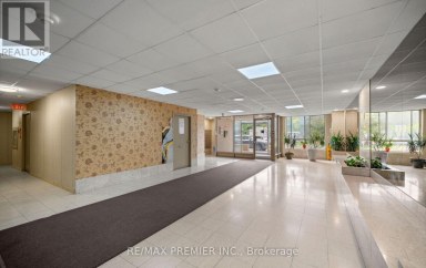209 - 2470 EGLINTON AVENUE W Toronto (Beechborough-Greenbrook) Ontario photo 25