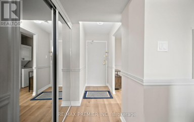 209 - 2470 EGLINTON AVENUE W Toronto (Beechborough-Greenbrook) Ontario photo 9