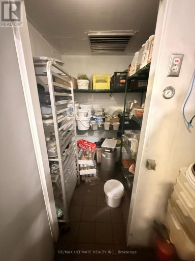 2865 DUNDAS STREET W, Toronto (Junction Area), Ontario, M6P1Y9