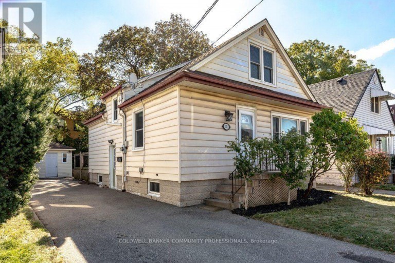 15 EAST 27TH STREET, Hamilton (Eastmount), Ontario, L8V3E6
