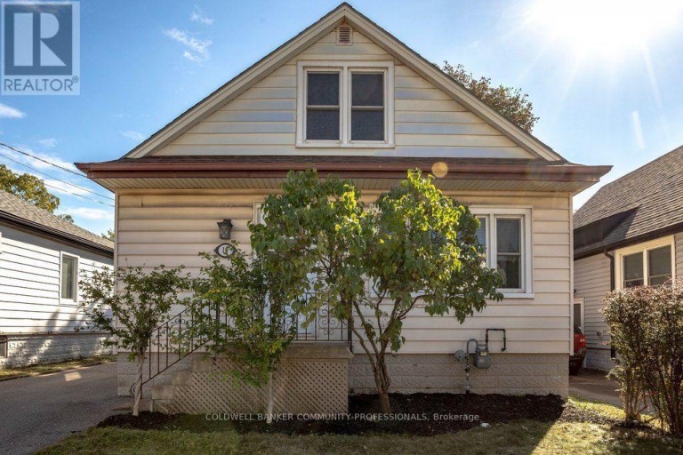 15 EAST 27TH STREET, Hamilton (Eastmount), Ontario, L8V3E6