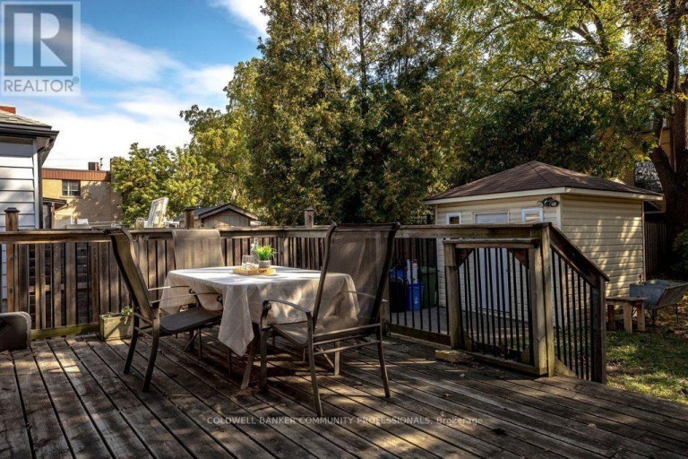 15 EAST 27TH STREET, Hamilton (Eastmount), Ontario, L8V3E6