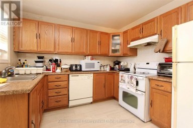64 GRENFELL STREET Oshawa (Vanier) Ontario photo 6