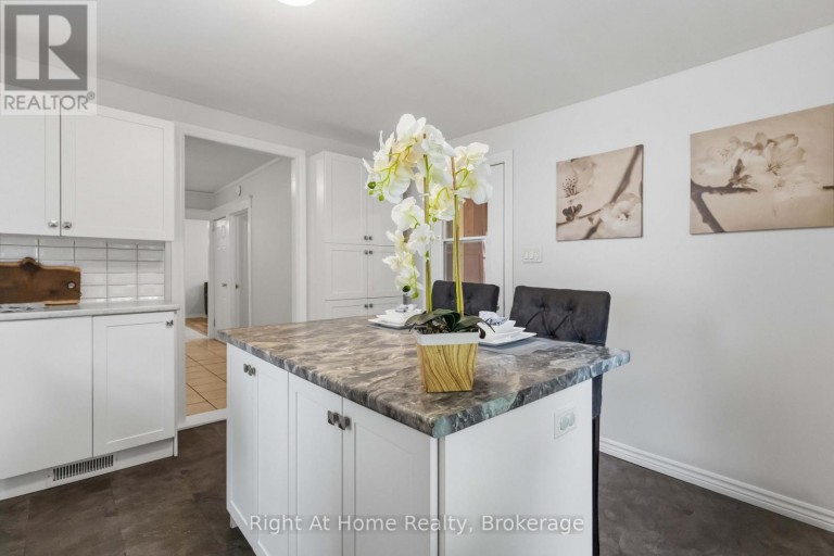 127 MONTRAVE AVENUE, Oshawa (Vanier), Ontario, L1J4R6