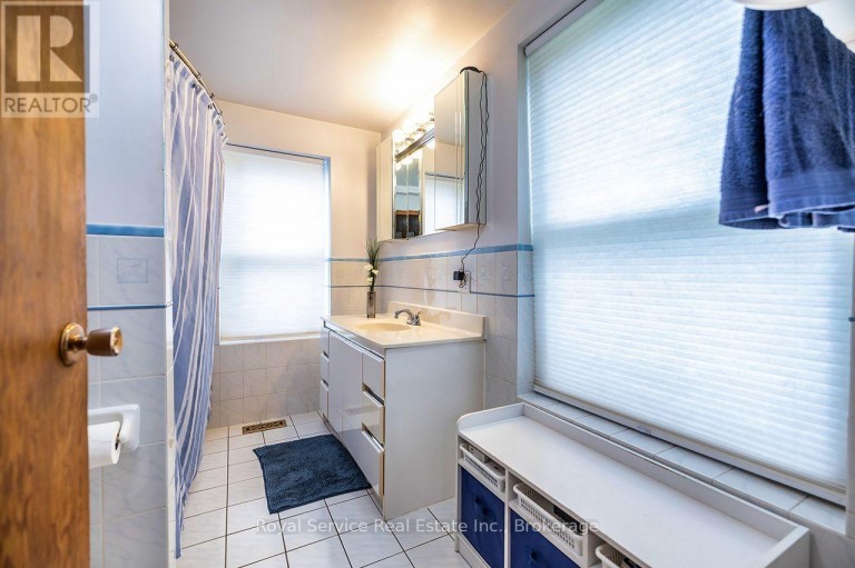 4045 HIGHWAY 2, Clarington, Ontario, L1B0R4