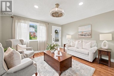 1 MAPLE GROVE STREET Whitchurch-Stouffville Ontario photo 12