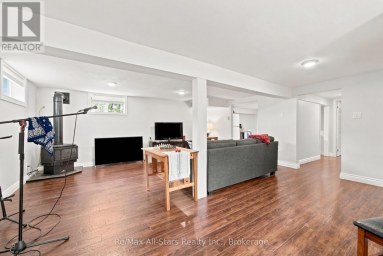 1 MAPLE GROVE STREET Whitchurch-Stouffville Ontario photo 29