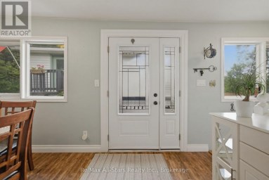 1 MAPLE GROVE STREET Whitchurch-Stouffville Ontario photo 9