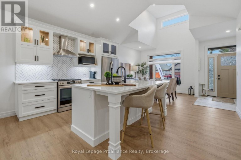48 DEERVIEW DRIVE, Quinte West (Murray Ward), Ontario, K8V0L8