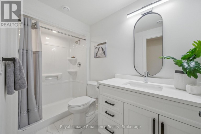 48 DEERVIEW DRIVE, Quinte West (Murray Ward), Ontario, K8V0L8