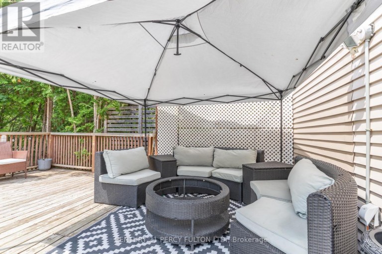 557 COBBLEHILL DRIVE, Oshawa (Pinecrest), Ontario, L1K1Y6