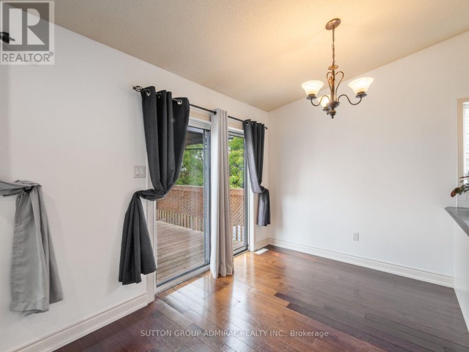 28 HARWOOD DRIVE, Barrie (Painswick North), Ontario, L4N7B9