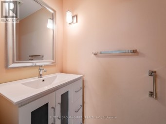 28 HARWOOD DRIVE Barrie (Painswick North) Ontario photo 24